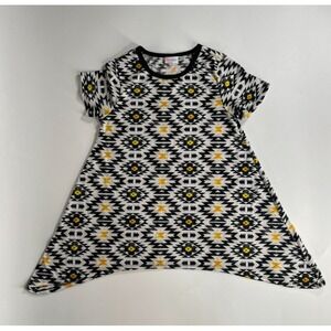 LuLaRoe Melissa Top Womens XXS Black‎ Yellow Shark Bite Southwestern Print Shirt